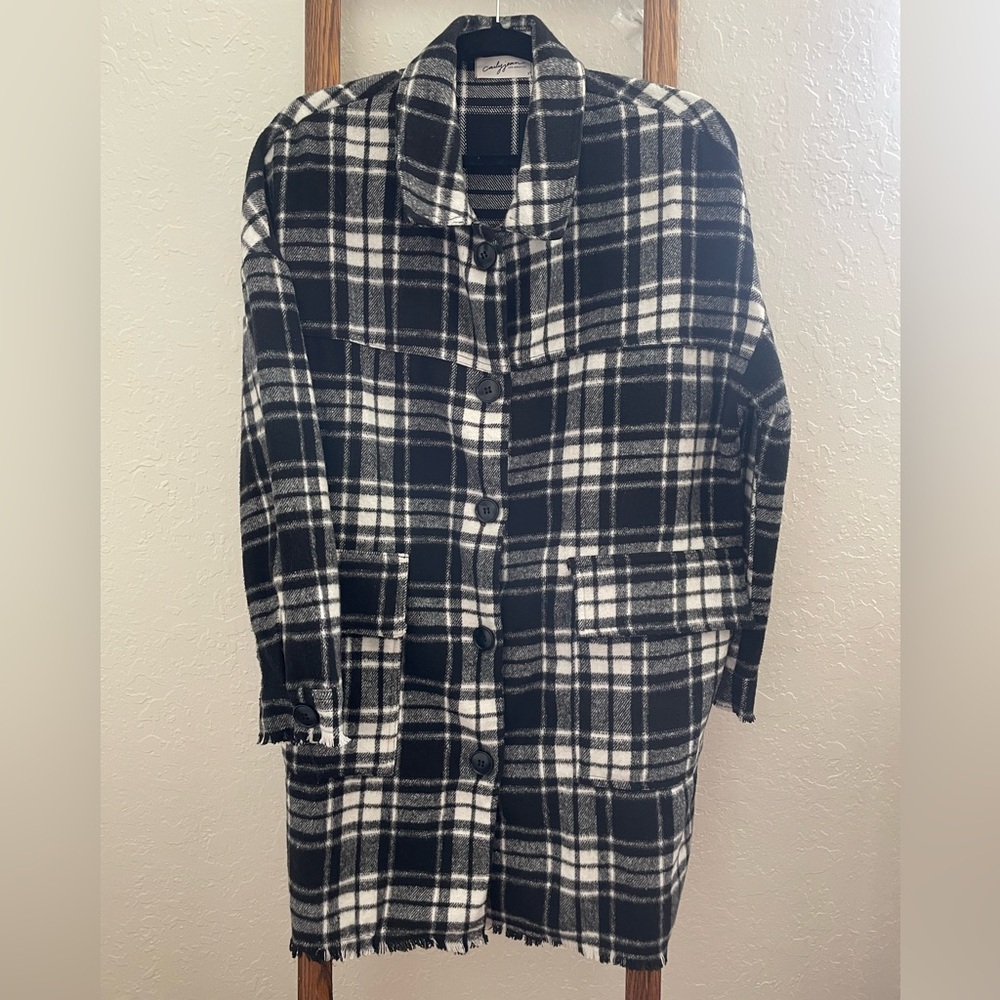 Carly Jean Los Angeles - Plaid Shacket